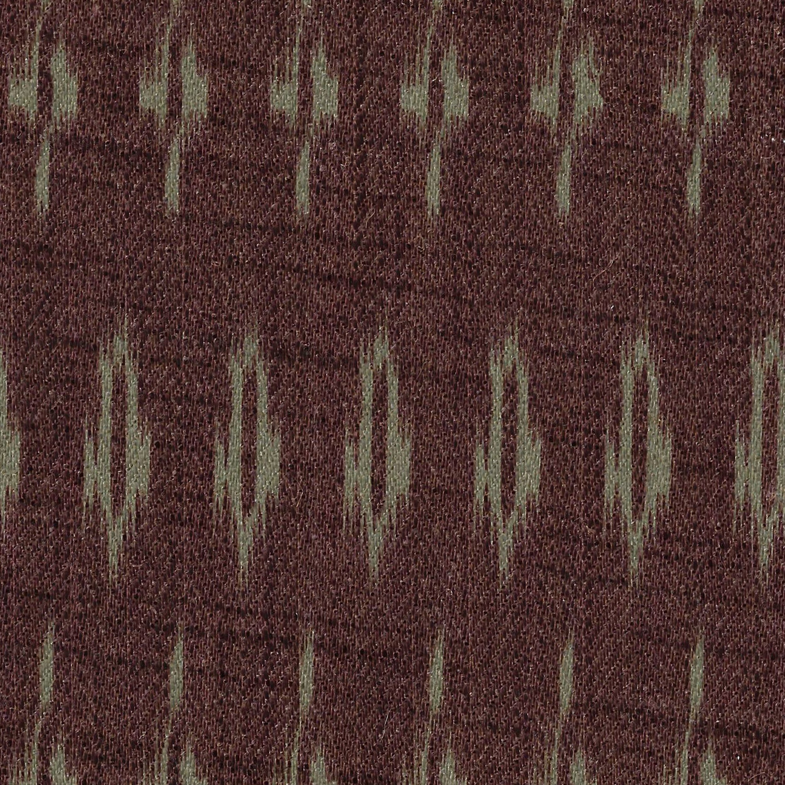 Ikat 102