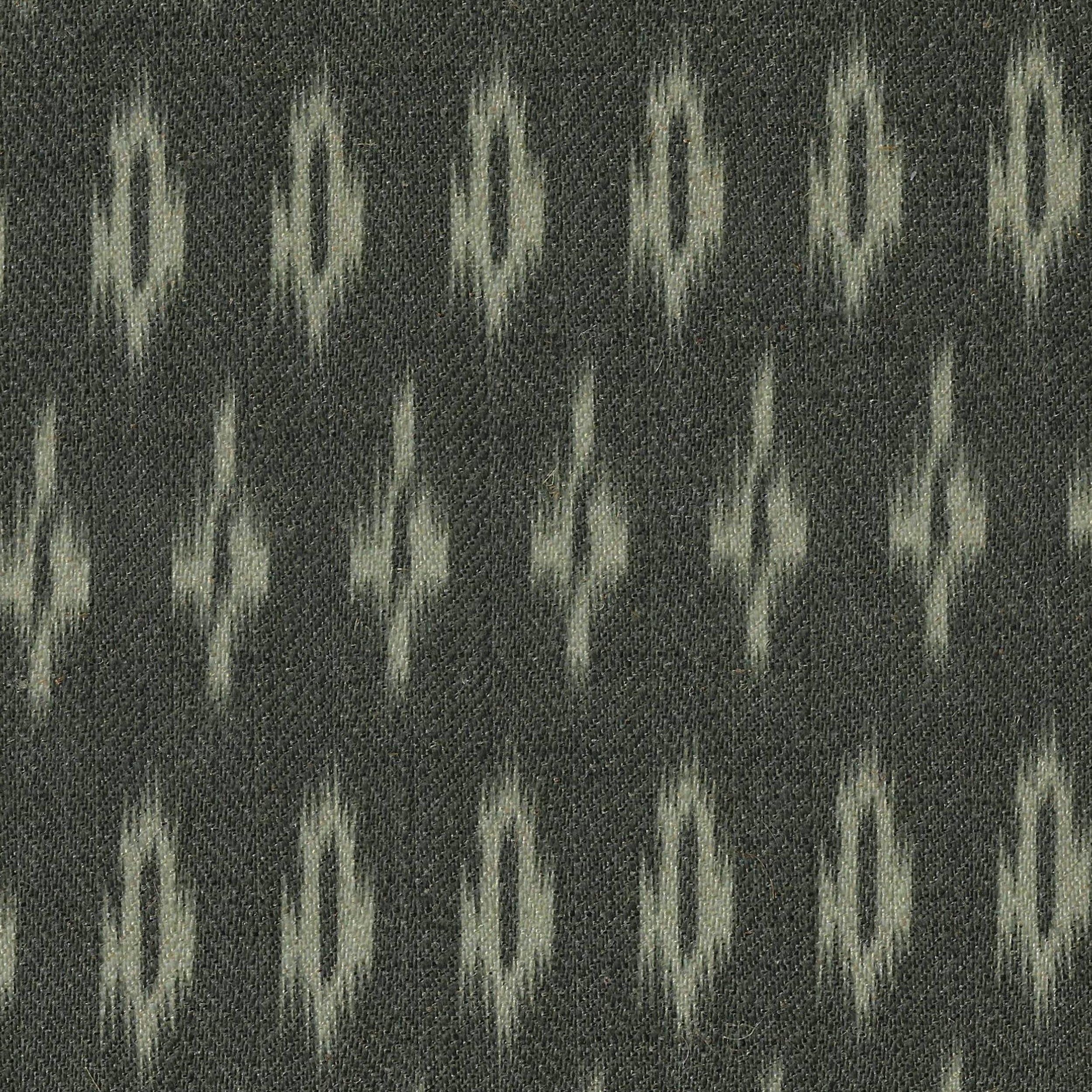 Ikat 141