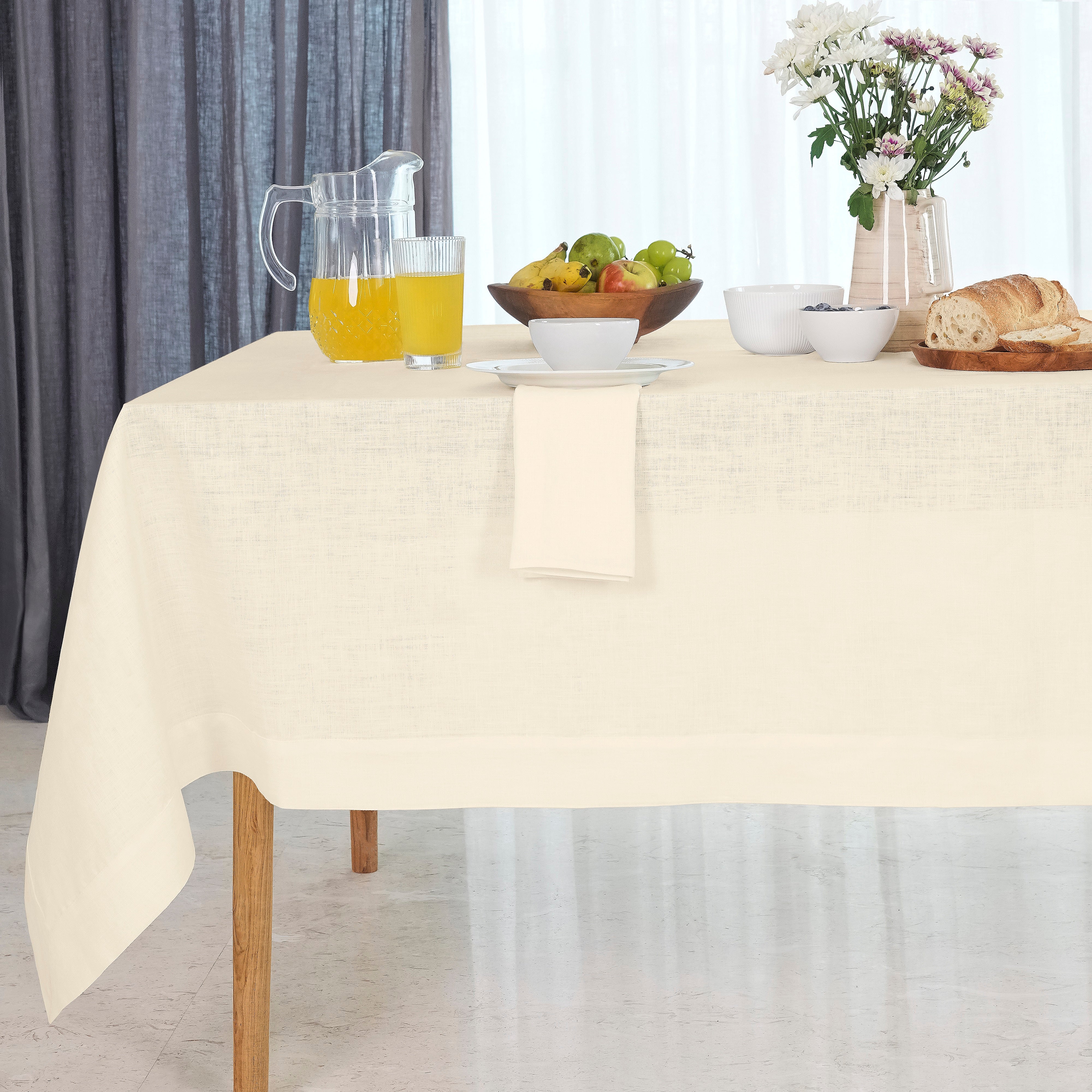 Vanilla Cream Linen Tablecloth - Hemmed