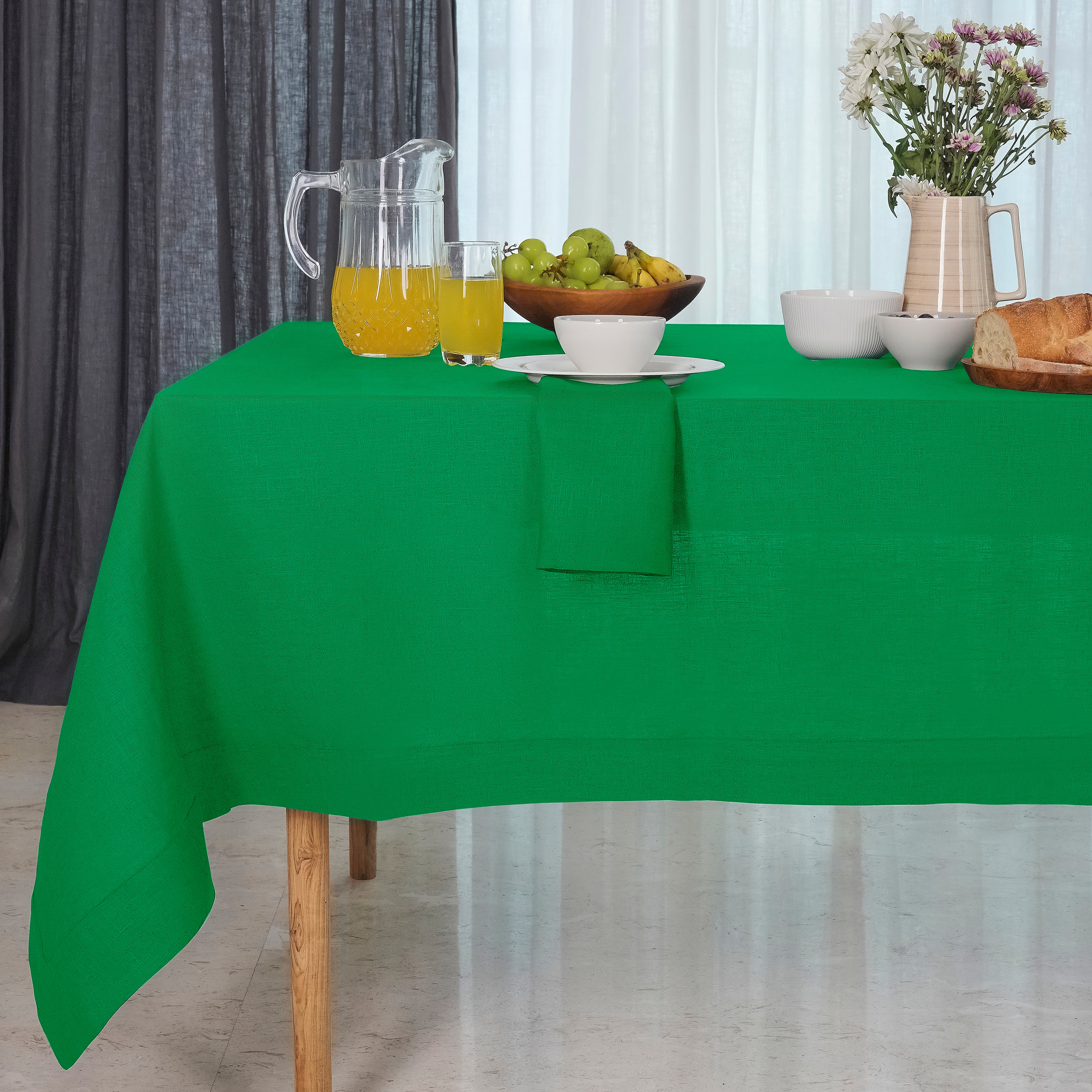 Kelly Green Linen Tablecloth, Hemmed