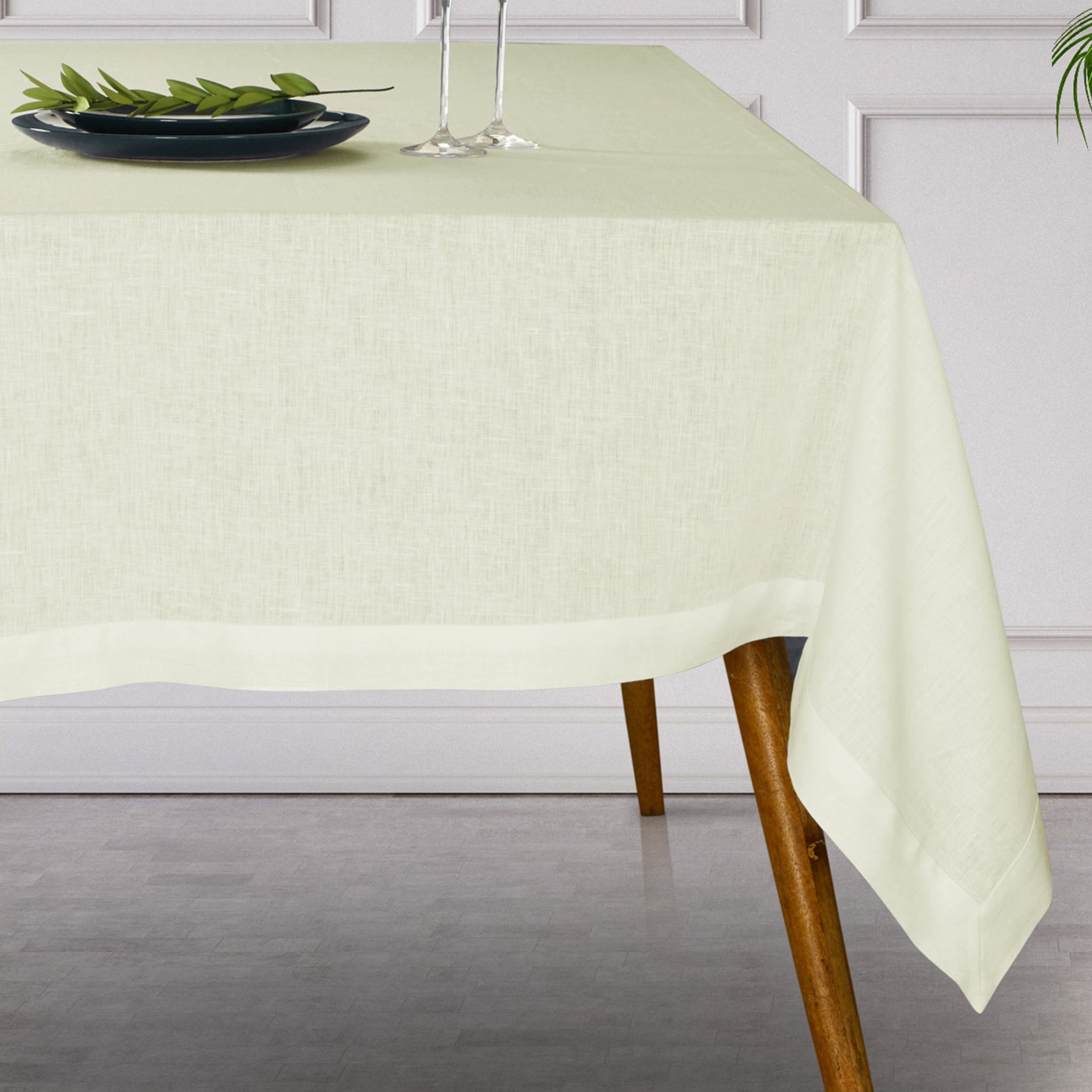 Vanilla Cream Linen Tablecloth - Hemmed