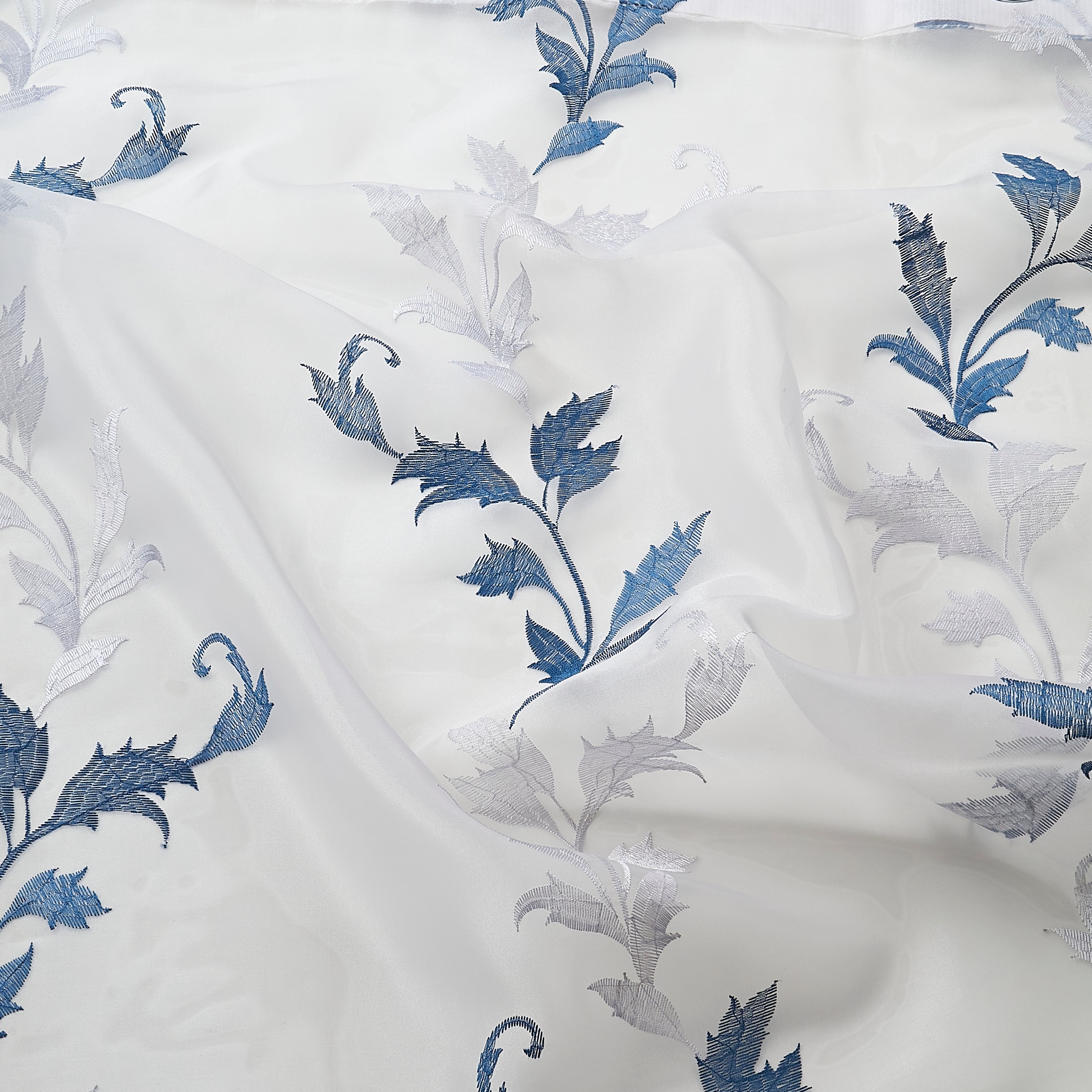 Etereo Herald Ivy, Silver & Blue, Sheer, 1 panel