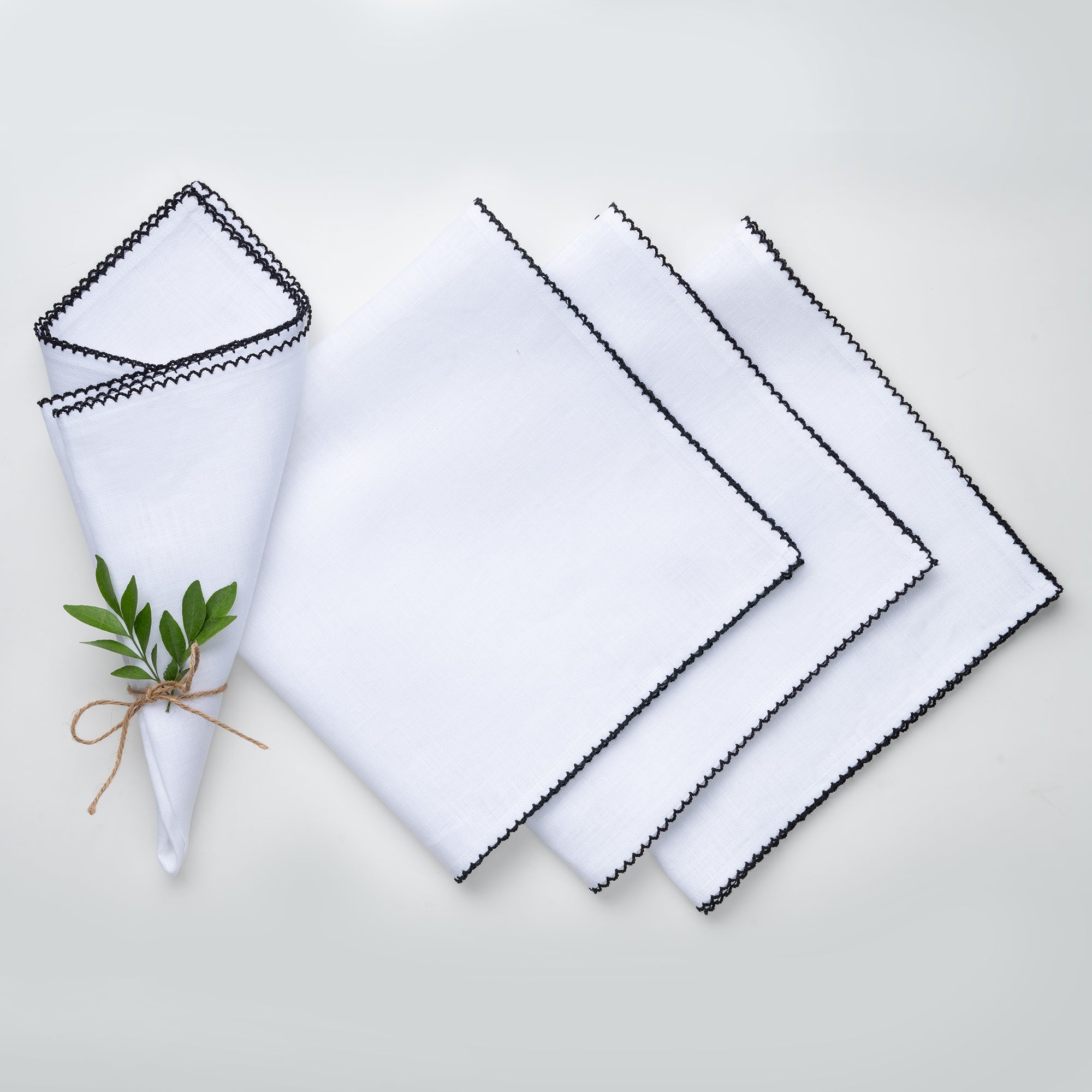 White and Black Linen Napkins, Whipstitch, 20 x 20 inch, 4 pcs