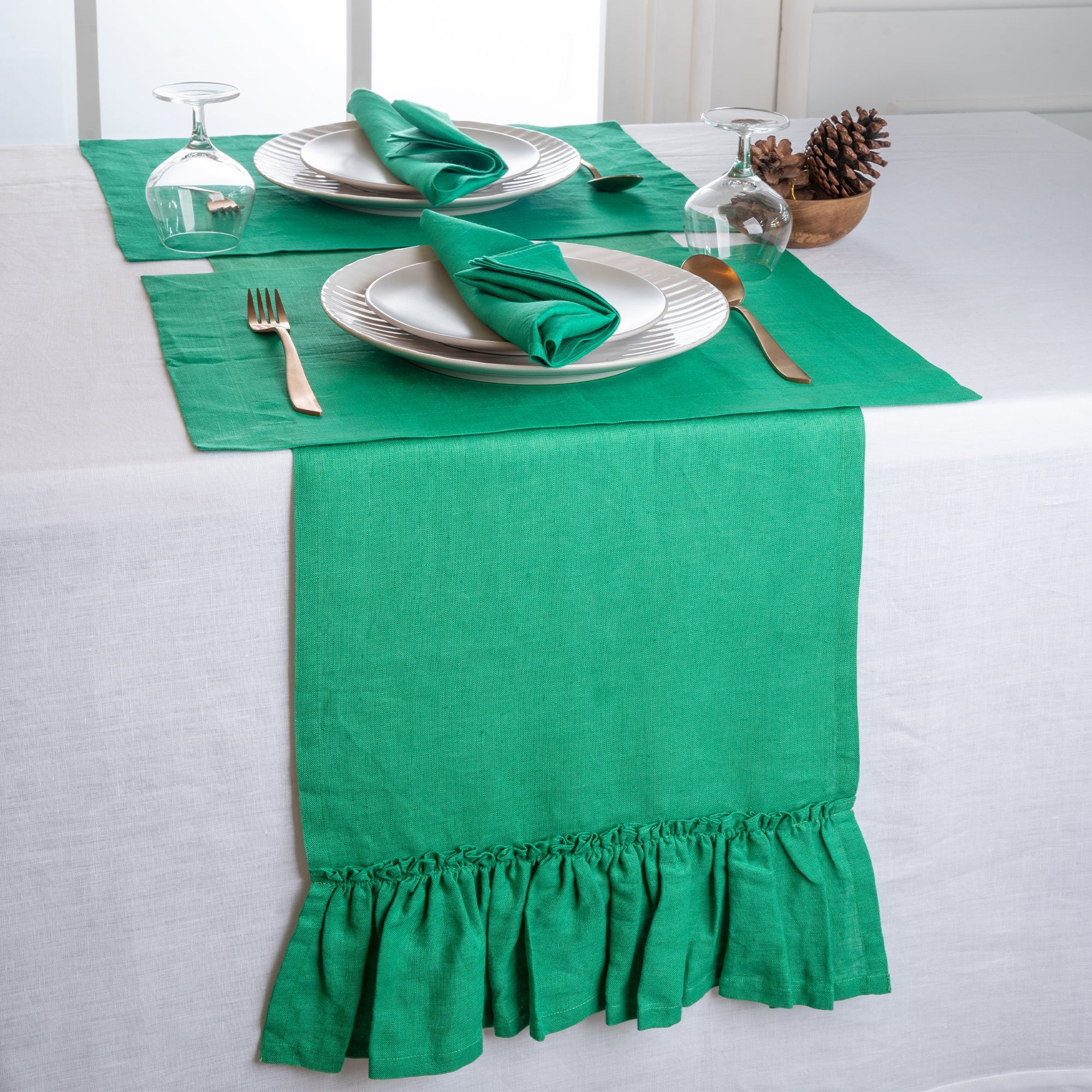 Kelly Green Linen Table Runner, Ruffle