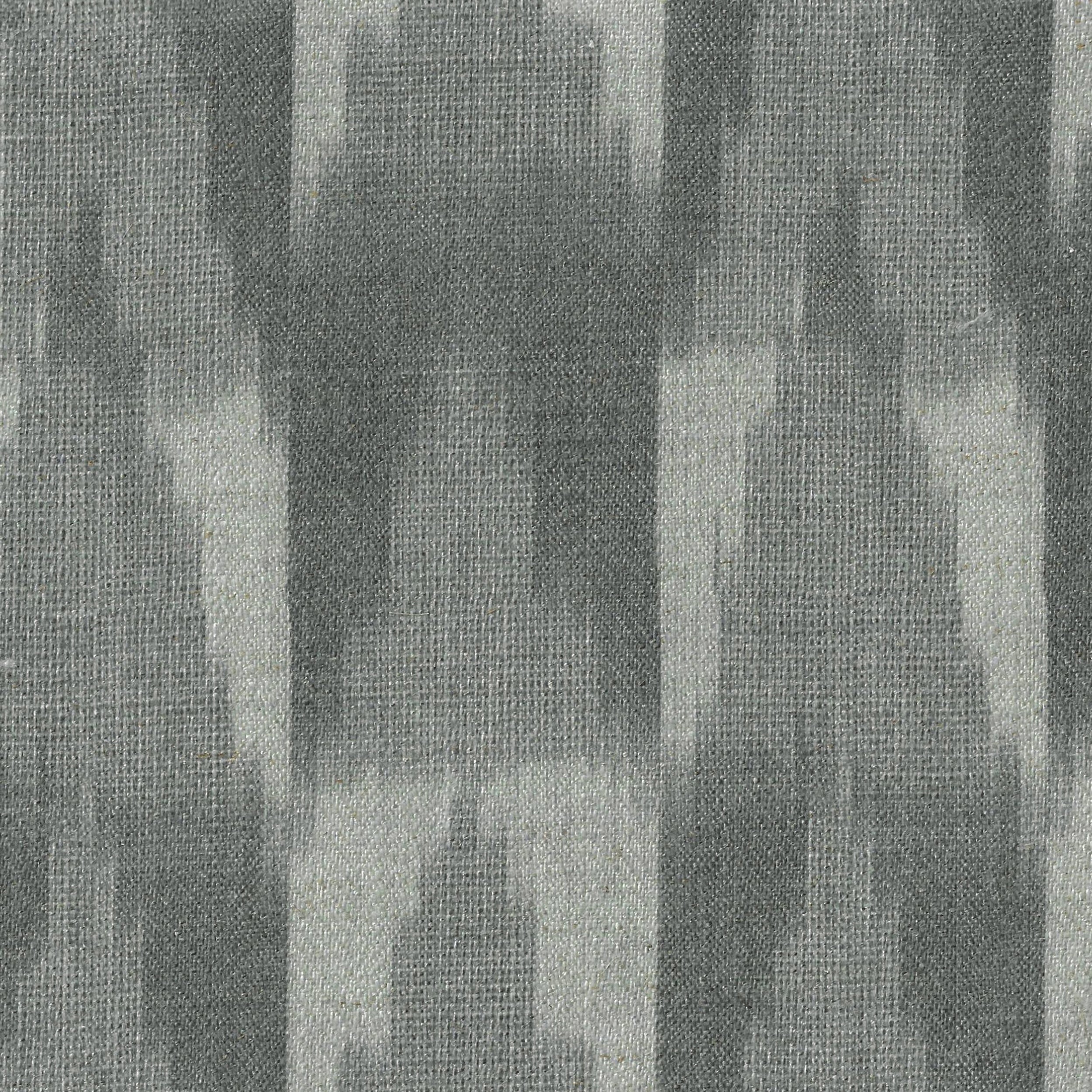 Ikat 120