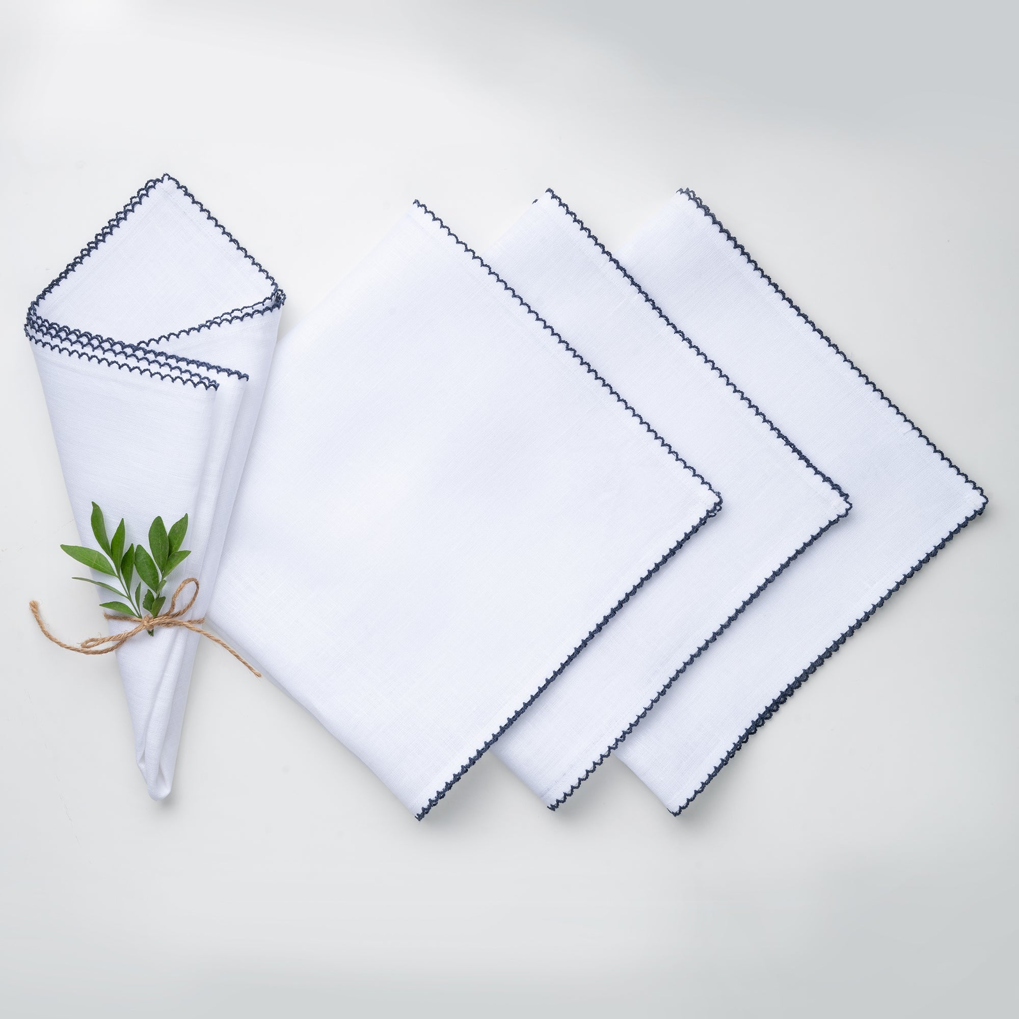 White and Navy Blue Linen Napkins, Whipstitch, 20 x 20 inch, 4 pcs