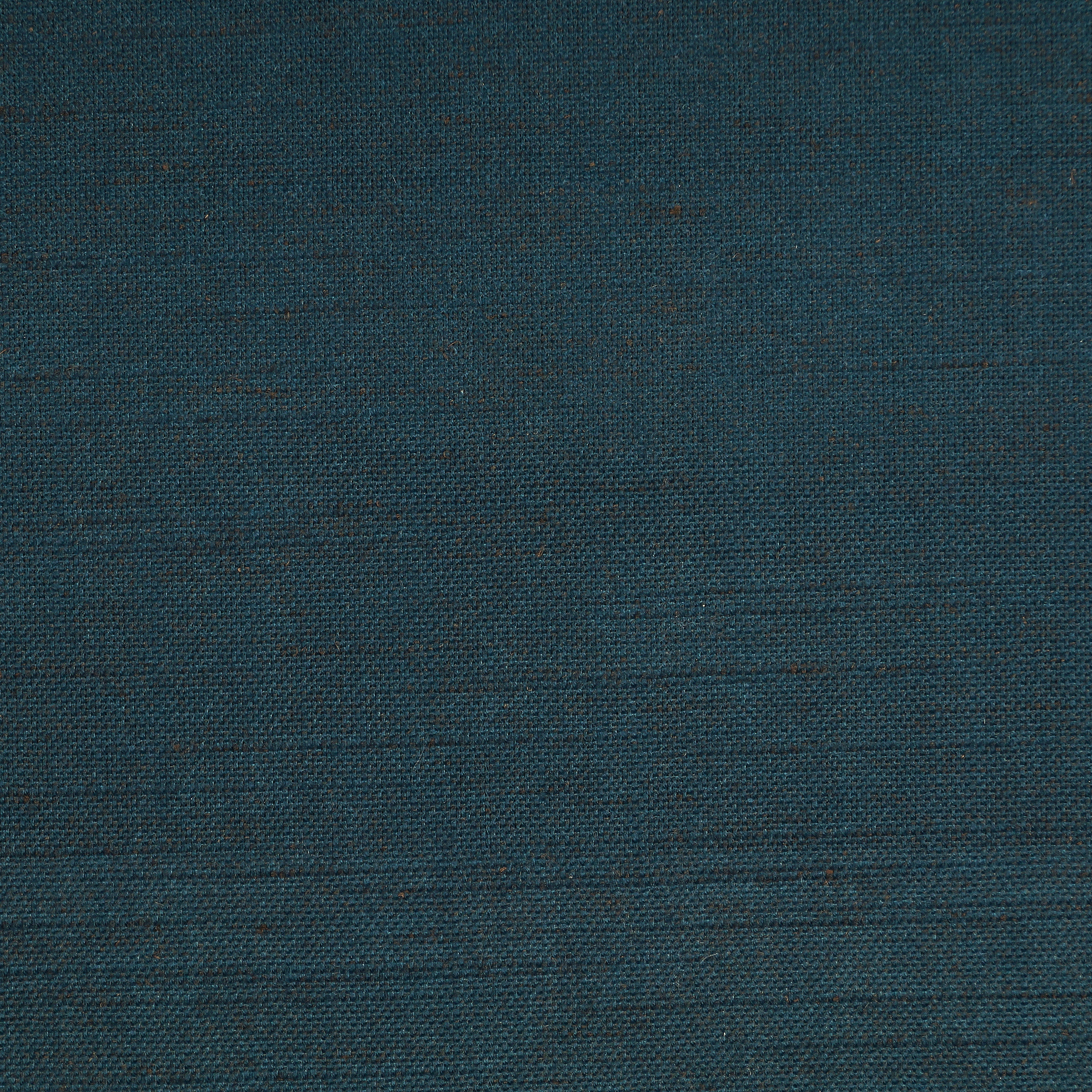 Thames 353