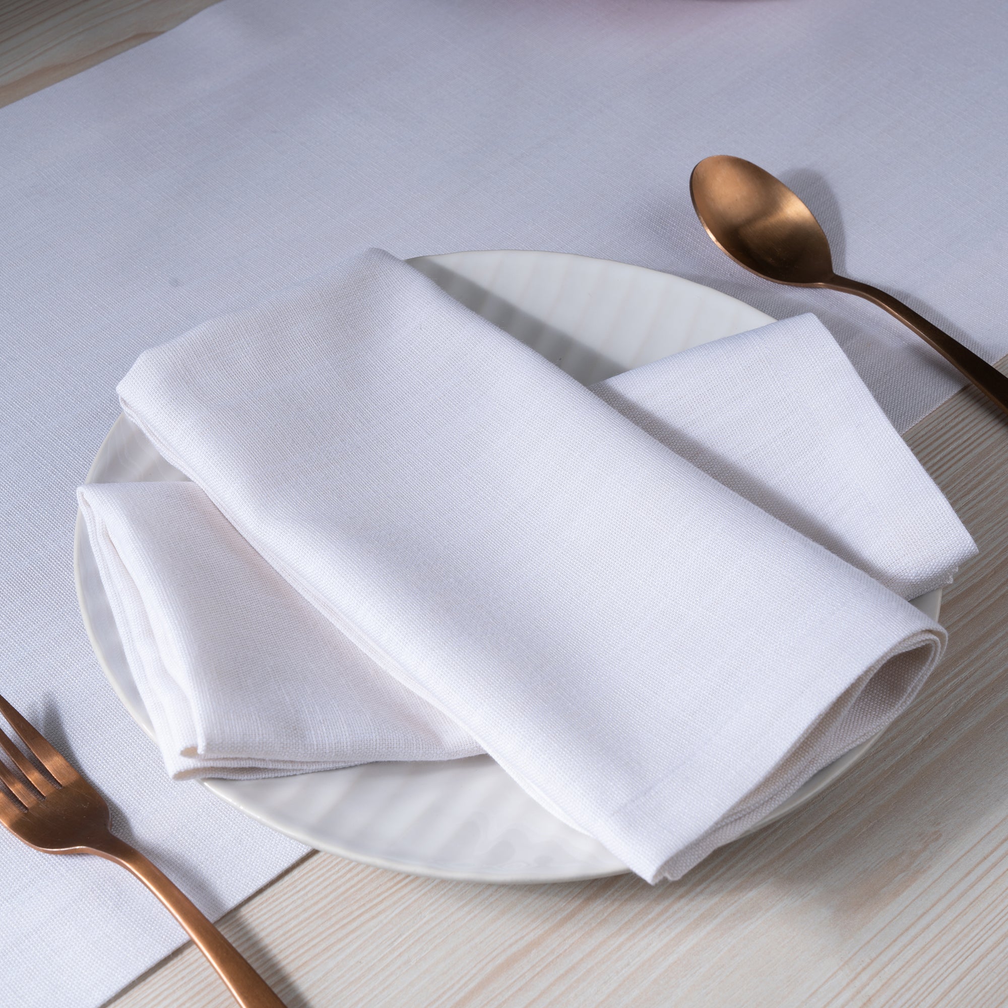 Chambray Cream & White Faux Linen Napkins, Mitered Corner, 20 x 20 inch, 4 pcs